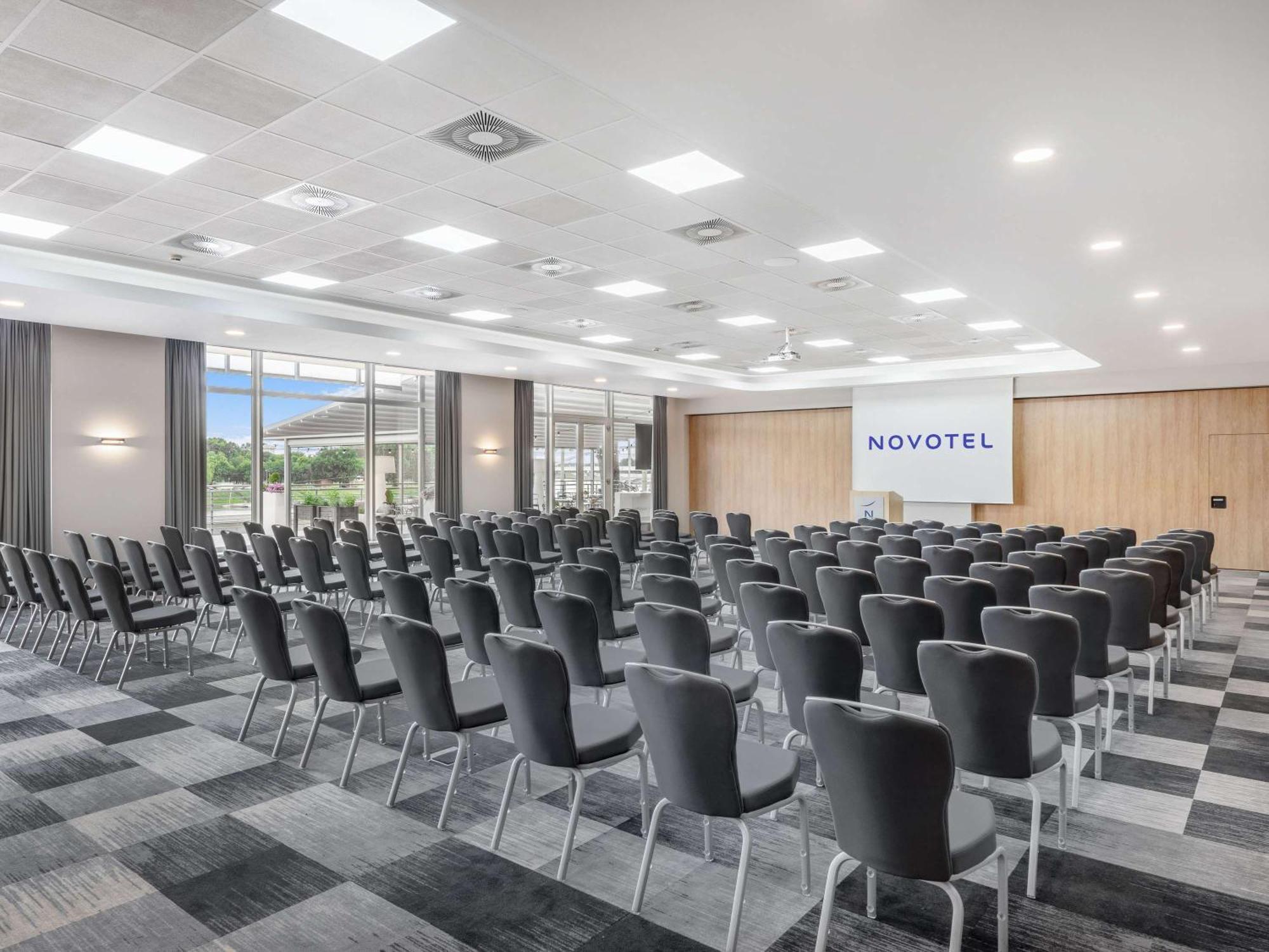 Novotel Seghedin Exterior foto