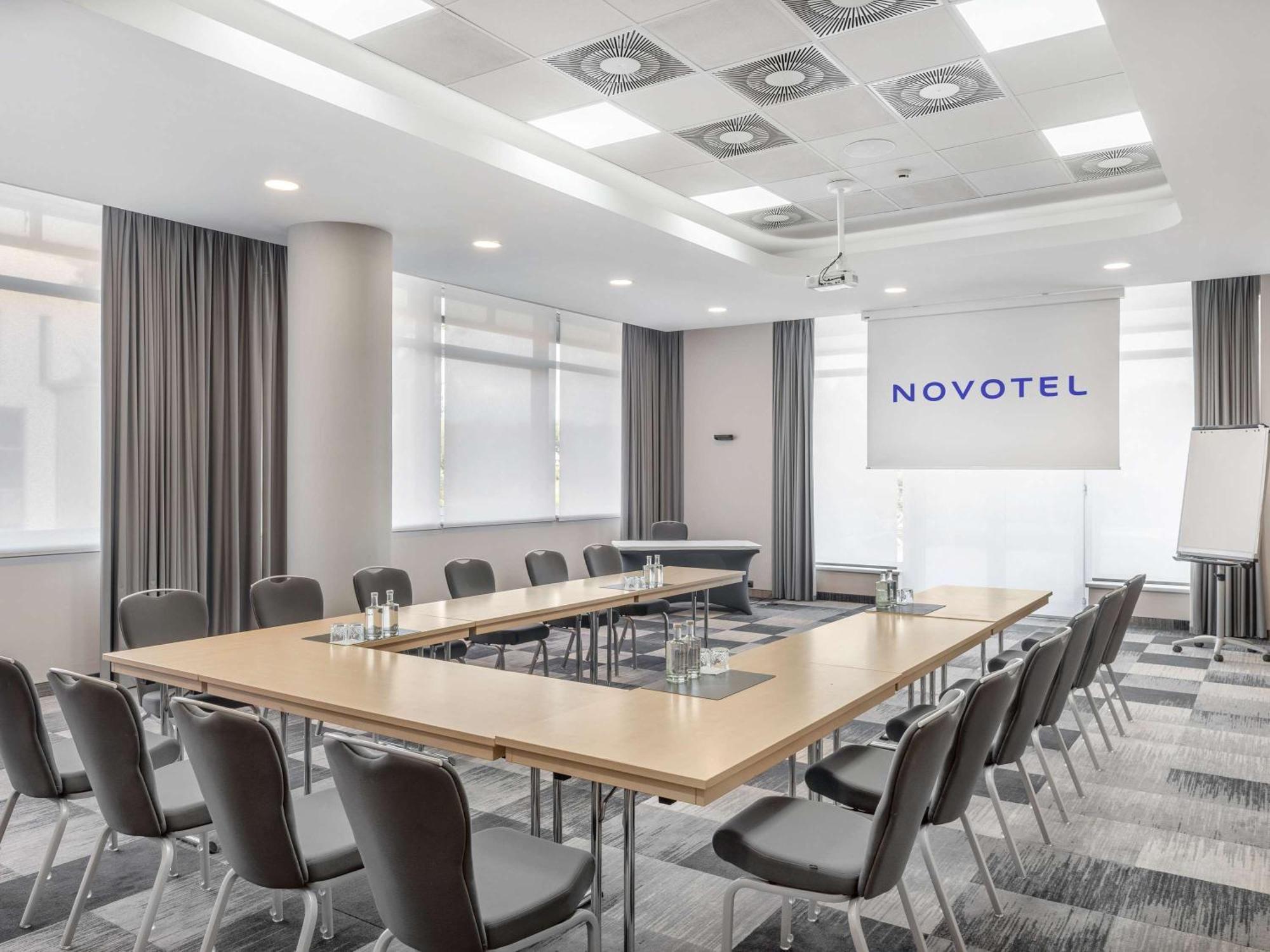 Novotel Seghedin Exterior foto
